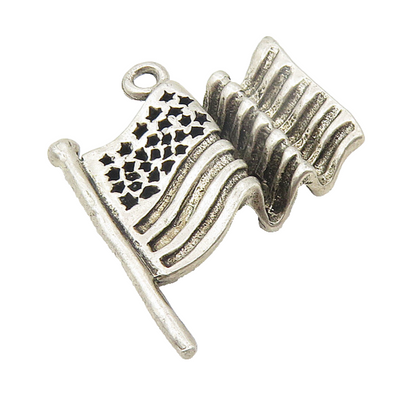 925 Sterling Silver  Vintage Petite Waving American Flag Drop Pendant  PT8754