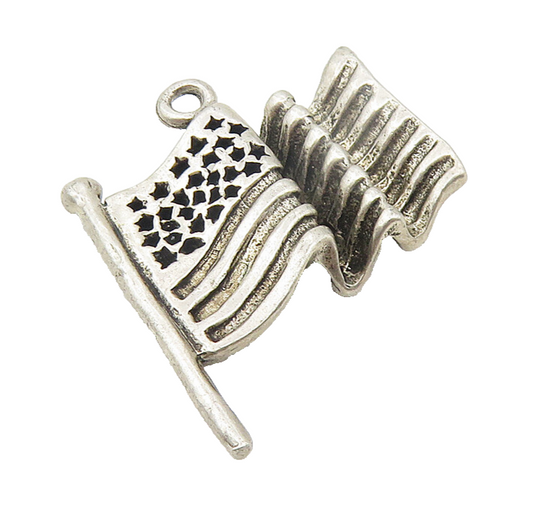 925 Sterling Silver  Vintage Petite Waving American Flag Drop Pendant  PT8754