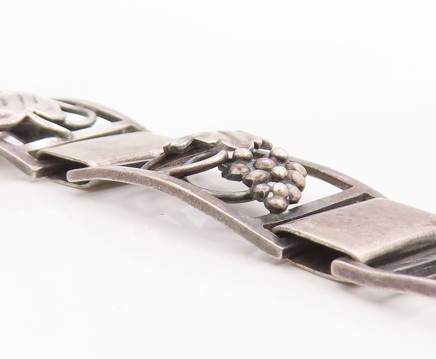 925 Sterling Silver Vintage Bracelet MUNKSGAARD DENMARK Grapes & Leaf  BT12041