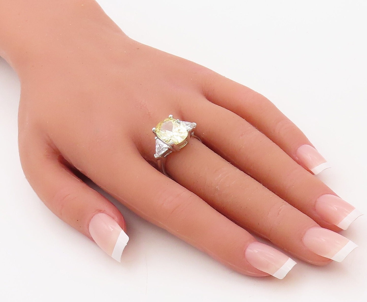 925 Sterling Silver Vintage Ring Oval Cut Citrine & Triangle Cut CZ Sz 7 RG30645