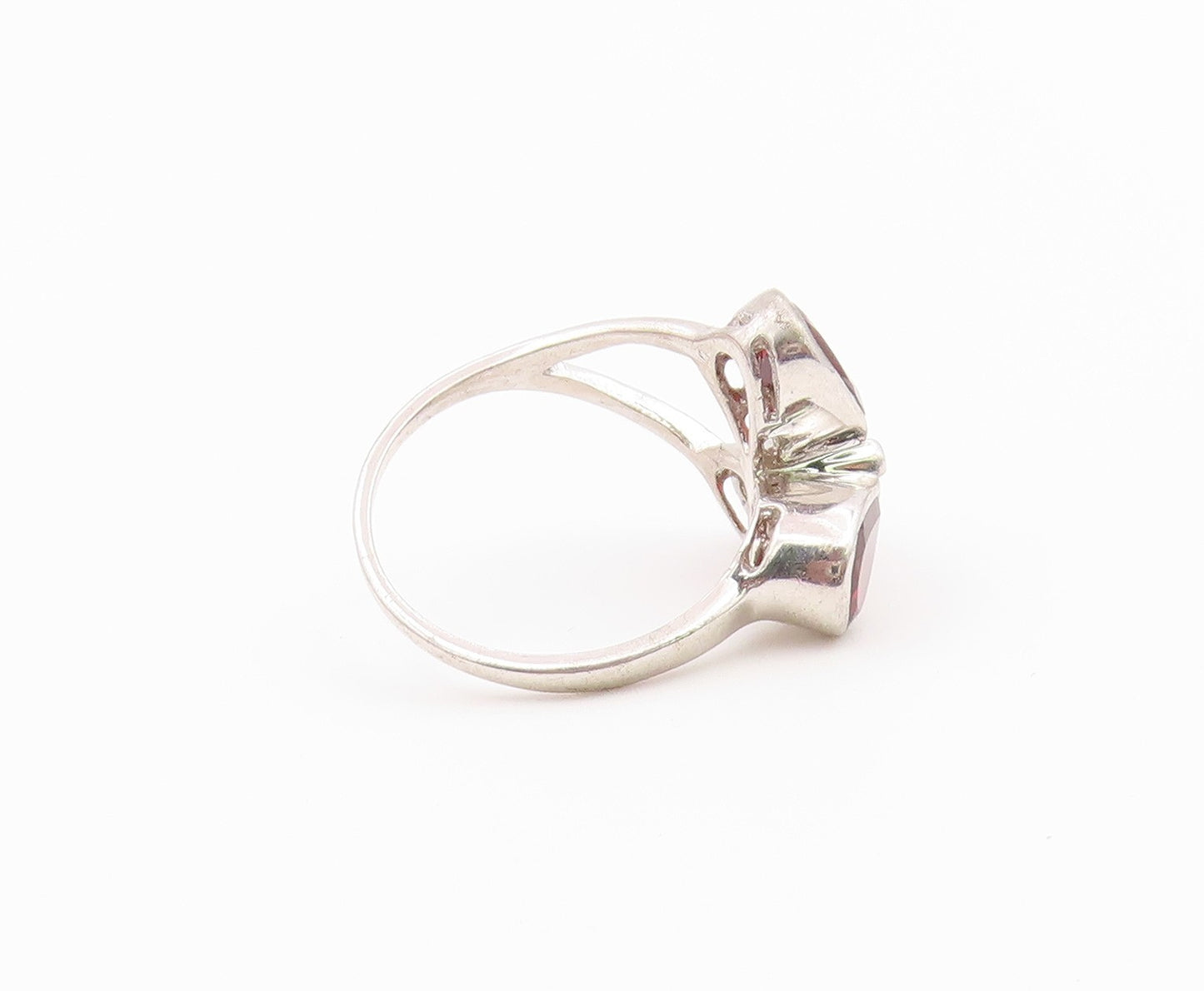 925 Sterling Silver Vintage Ring Elegant Pear Cut Garnet Flower  Sz 7  RG36567