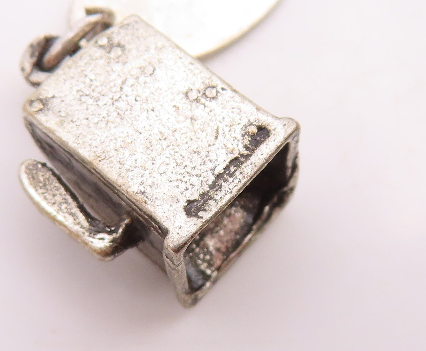 925 Sterling Silver  Vintage Petite Slot Machine Las Vegas Pendant  PT17973