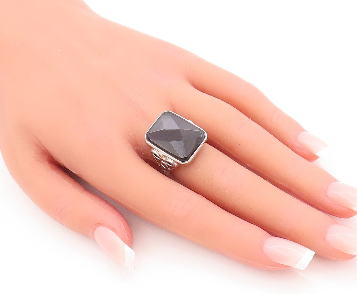 925 Sterling Silver Vintage Ring Rectangle Cut Onyx Carved Band  Sz 6.5  RG29279