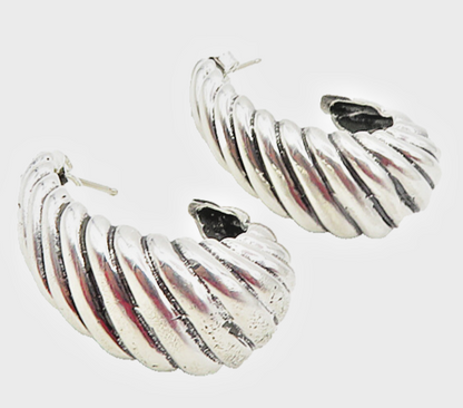 BEAU 925 Sterling Silver  Vintage Shiny Fluted JHoop Earrings  EG4688