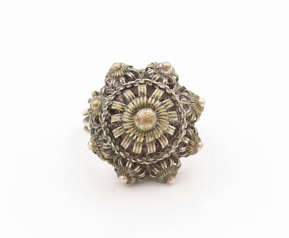 925 Sterling Silver Vintage Ring Designer Dark Tone Flower Carved Sz 8  RG31854