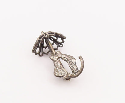 925 Sterling Silver Vintage Brooch Pin Kissing Couple Under Umbrella  BP10980