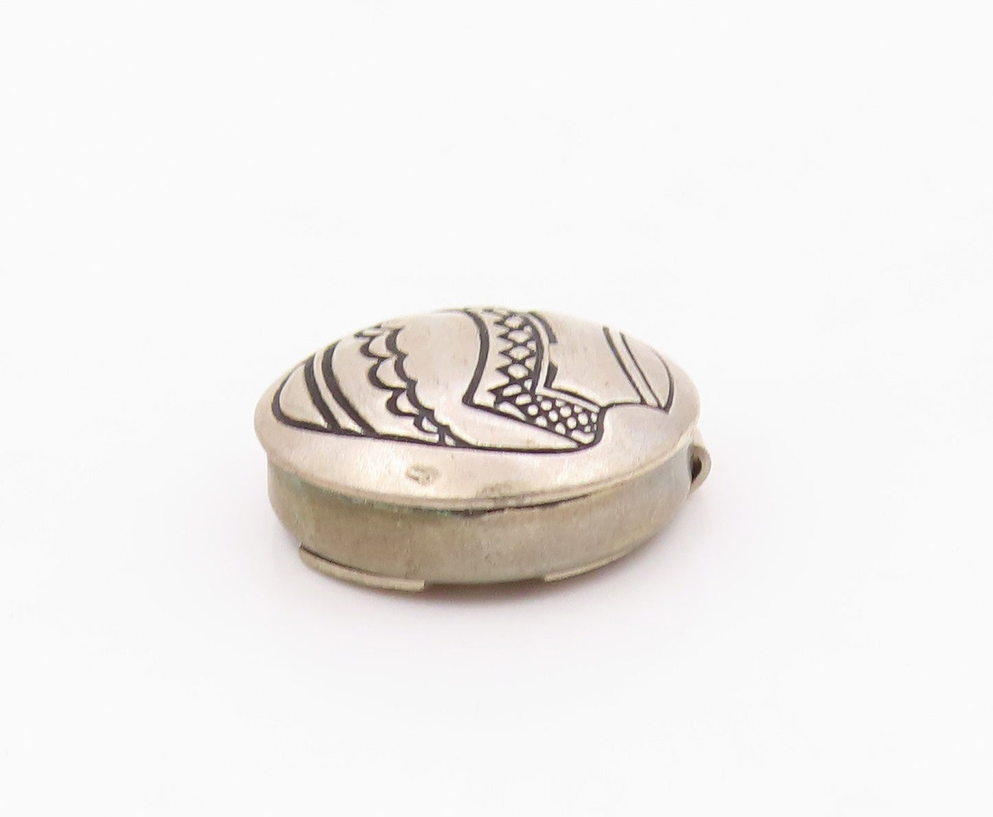 925 Sterling Silver  Vintage Etched Vase Round Button Cover  TR2901