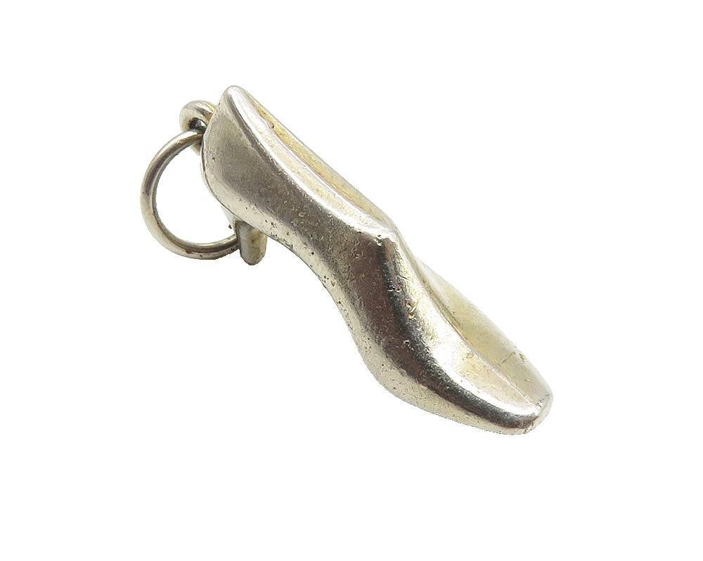 925 Sterling Silver  Vintage Shiny High Heel Shoe Motif Smooth Pendant  PT8145