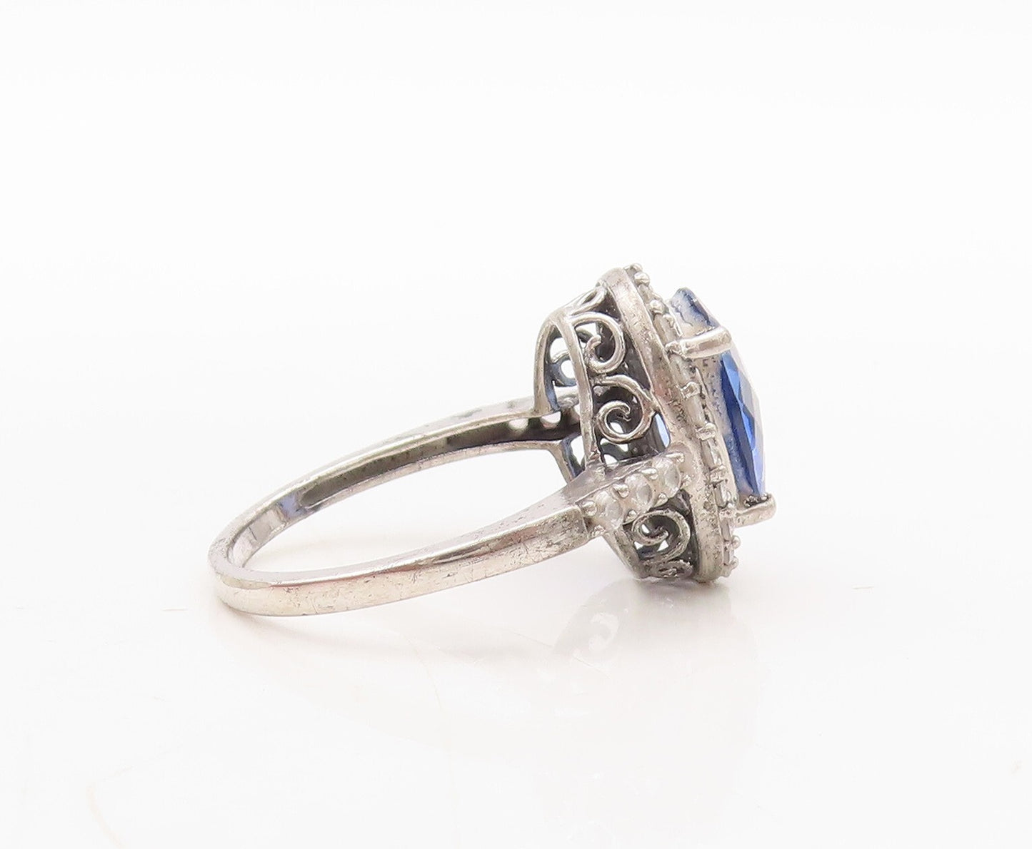 925 Sterling Silver Vintage Ring Oval Cut Blue Halo White CZ  Sz 7  RG31033