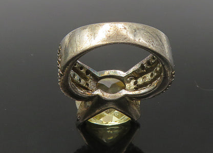 925 Sterling Silver  Vintage Shiny Cubic Zirconia Cocktail Ring Sz 7  RG22367