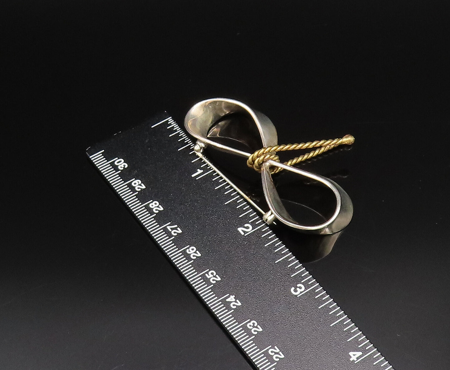MEXICO 925 Sterling Silver Vintage Two Tone Ribbon Bow Tie Brooch Pin BP10040