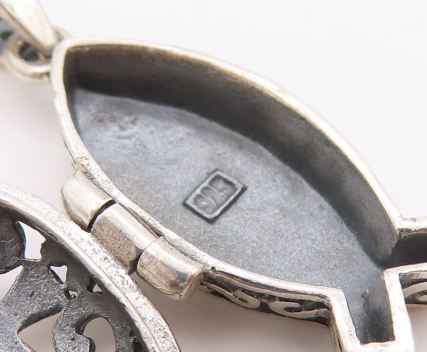 925 Sterling Silver Vintage Pendant Etched Swirly Cross Fish Box Charm  PT24583