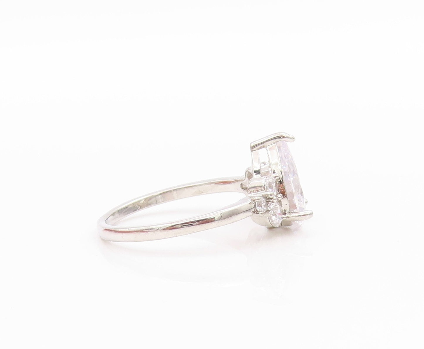 925 Sterling Silver Vintage Ring Drop Cut CZ Solitaire Design  Sz 7  RG33446