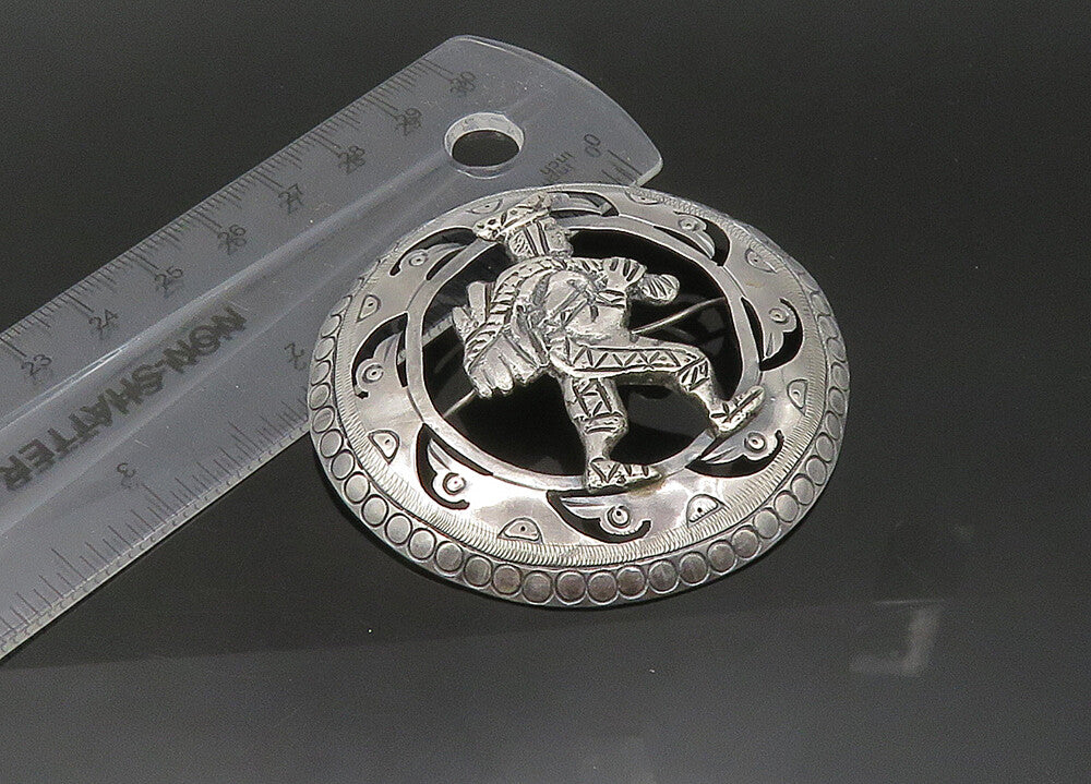 925 Sterling Silver  Vintage Shiny Chiseled Walking Man Brooch Pin  BP8453