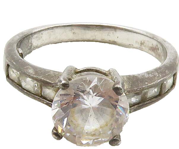 925 Sterling Silver  Vintage Cubic Zirconia Solitaire Ring Sz 7.5  RG16794