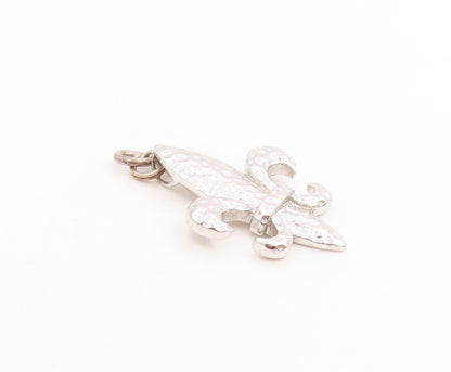 925 Sterling Silver Vintage Pendant Hammered French Lily Royalty Symbol  PT25398