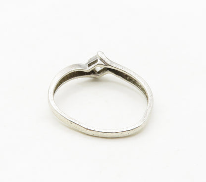 925 Sterling Silver  Petite White Topaz Bypass Solitaire Ring Sz 7.5  RG16793