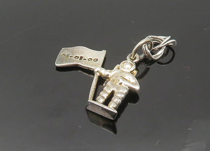 925 Sterling Silver  Vintage Shiny Astronaut On The Moon Pendant  PT16518