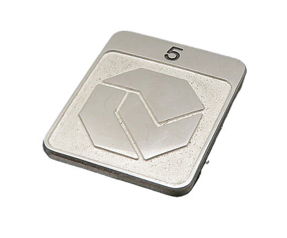 925 Sterling Silver  Vintage Shiny Raised Detail Square Brooch Pin  BP8674
