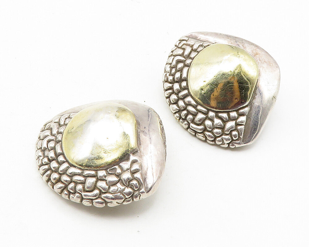SANDRA LEVITSKI 925 Silver   Vintage 2 Tone Cobble Non Pierce Earrings  EG5761