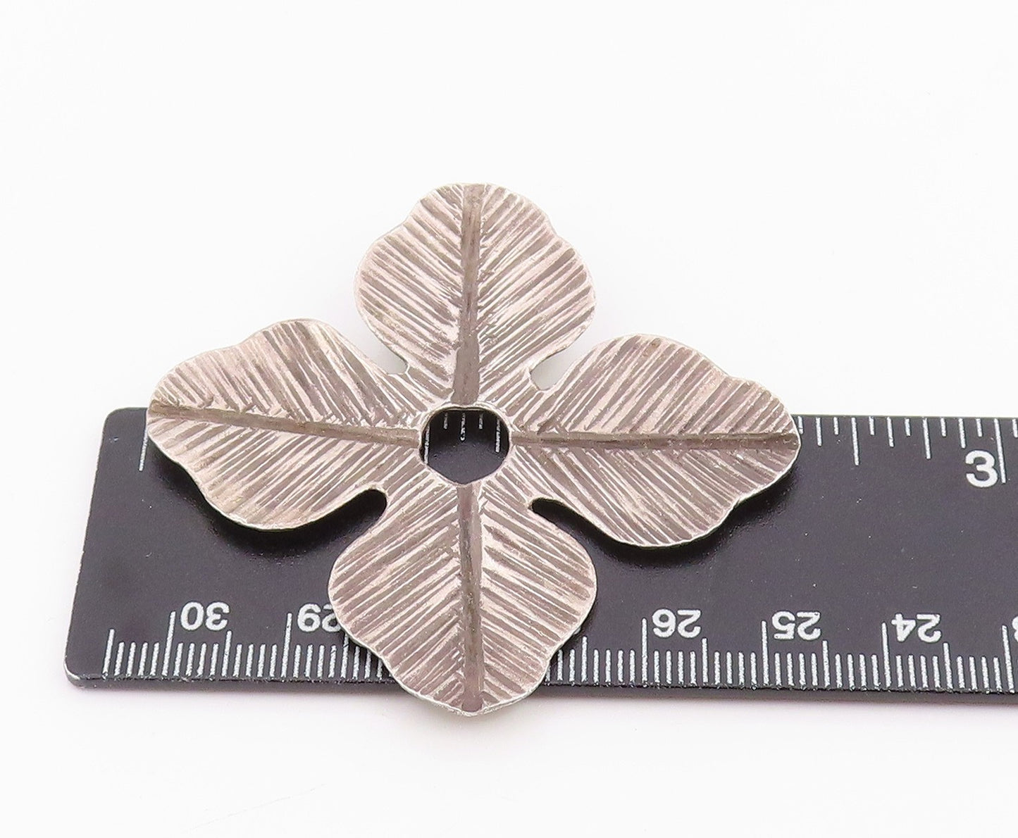 925 Sterling Silver Vintage Pendant Classic Etched Spring Blossom Petal  PT26014