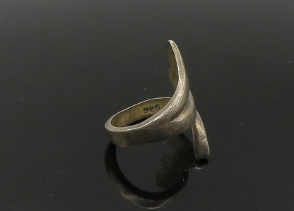 925 Sterling Silver  Vintage Smooth Dark Tone Bypass Band Ring Sz 8  RG22495
