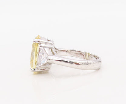 925 Sterling Silver Vintage Ring Oval Cut Citrine & Triangle Cut CZ Sz 7 RG30645