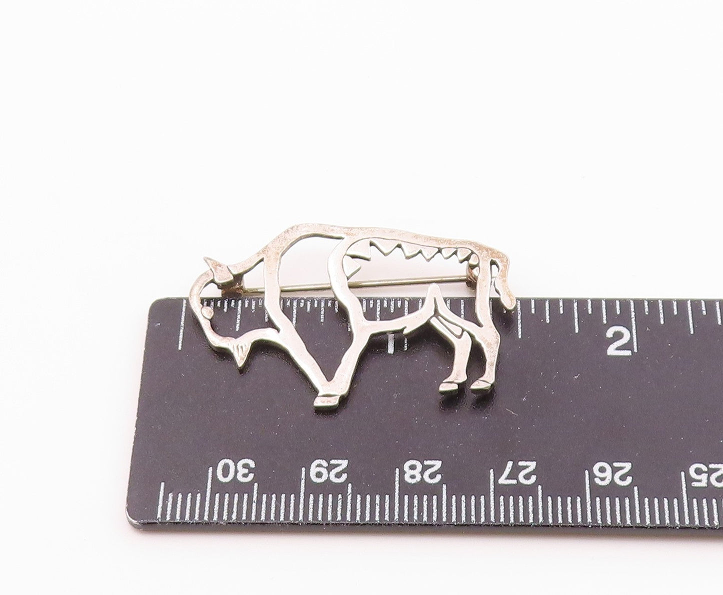 SOUTHWESTERN 925 Silver Vintage Shiny Bull Motif Cut Out Brooch Pin BP9413