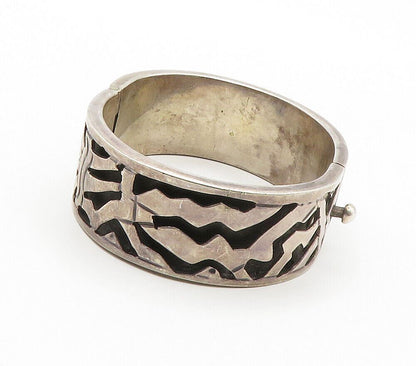 TAXCO 925 Sterling Silver  Vintage Cutout Design Hinge Bangle Bracelet  BT6028