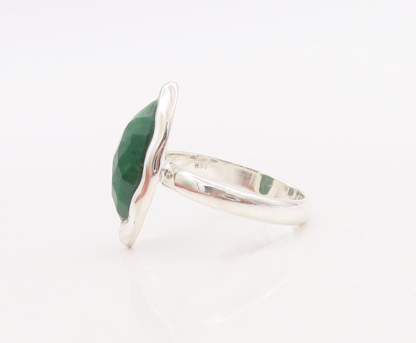 925 Sterling Silver Vintage Ring Marquise Cut Green Gemstone  Sz 7  RG29837