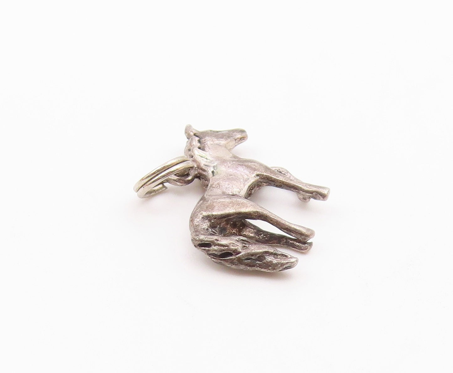 925 Sterling Silver  Vintage Sculpted Horse With Leg Up Charm Pendant  PT21054