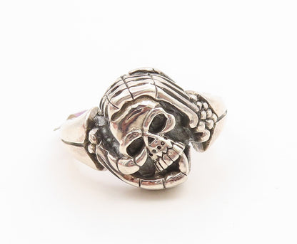 925 Sterling Silver Vintage Ring Carved Gothic Skull & Hands  Sz 13  RG35911