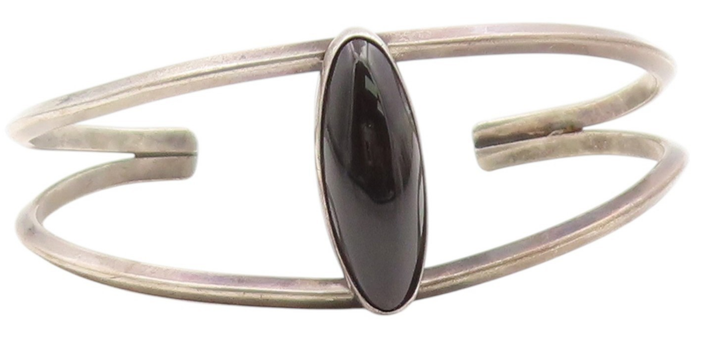 925 Sterling Silver Vintage Bracelet Oval Black Onyx Split Shank Cuff  BT11992