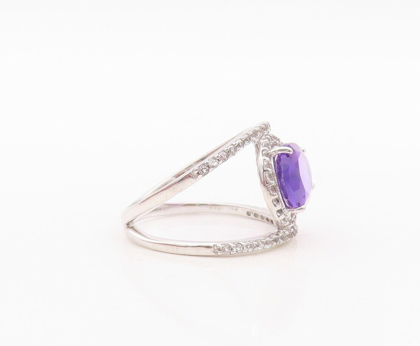 925 Sterling Silver Vintage Ring Cutout Topaz Band Oval Amethyst  Sz 7  RG29989