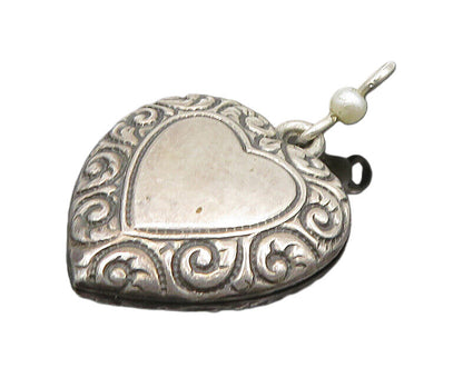 925 Sterling Silver  Vintage Petite Pearl Swirl Love Heart Pendant  PT16473