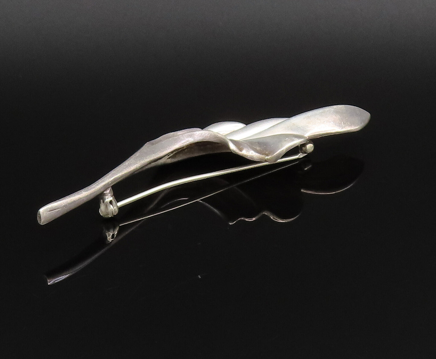 CHARLES KRYPELL 925 Silver  Vintage Fashion Scalloped Leaf Brooch Pin  BP9869