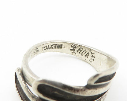 RCA MEXICO 925 Silver  Vintage Oxidized Detail Wrap Band Ring Sz 5  RG10881