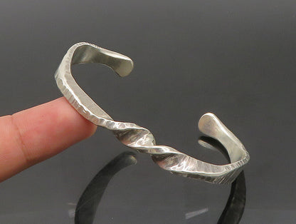 LINDA ALLARD 925 Silver  Vintage Shiny Textured Twist Cuff Bracelet  BT9315
