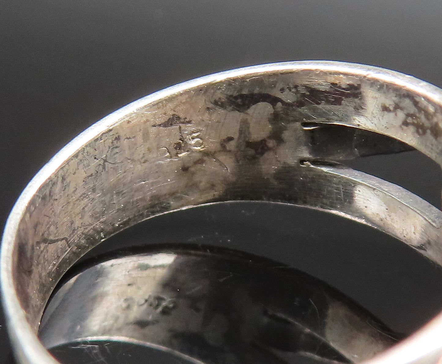 14K GOLD & 925 Silver  Vintage Two Tone 3D Squared Frame Ring Sz 8  RG25683