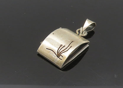 925 Sterling Silver  Vintage Petite Cutout Detail Shiny Dome Pendant  PT16585