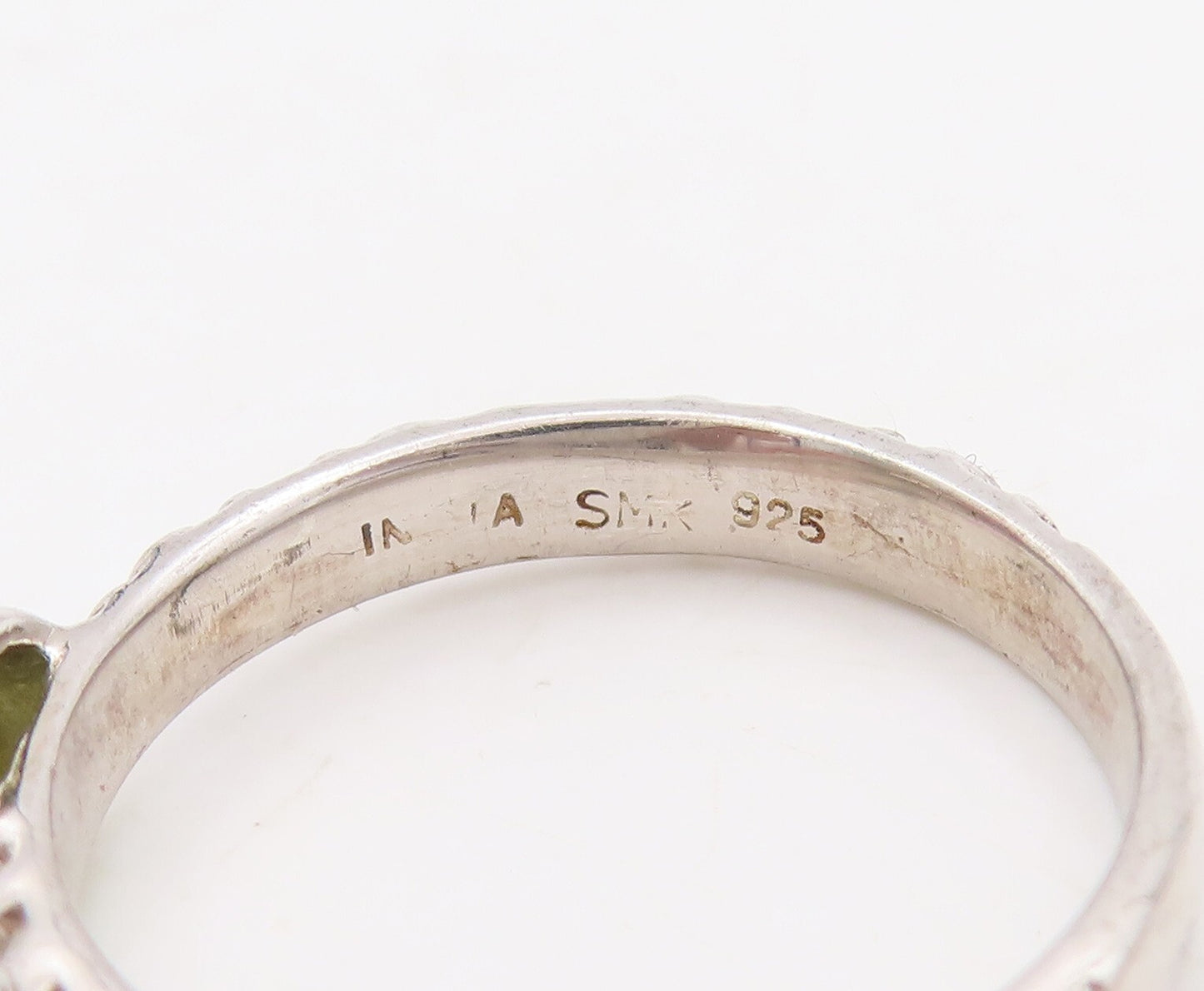 925 Sterling Silver Vintage Ring Carved Stackable Peridot Inlay  Sz 8  RG29853