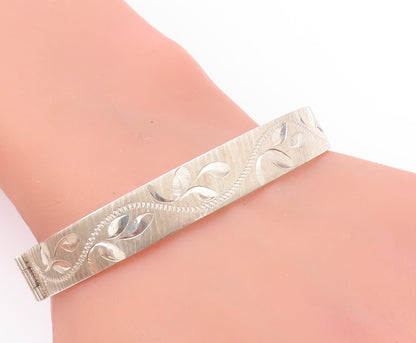 925 Sterling Silver Vintage Bracelet Hinged Floral Carved Bangle   BT11265