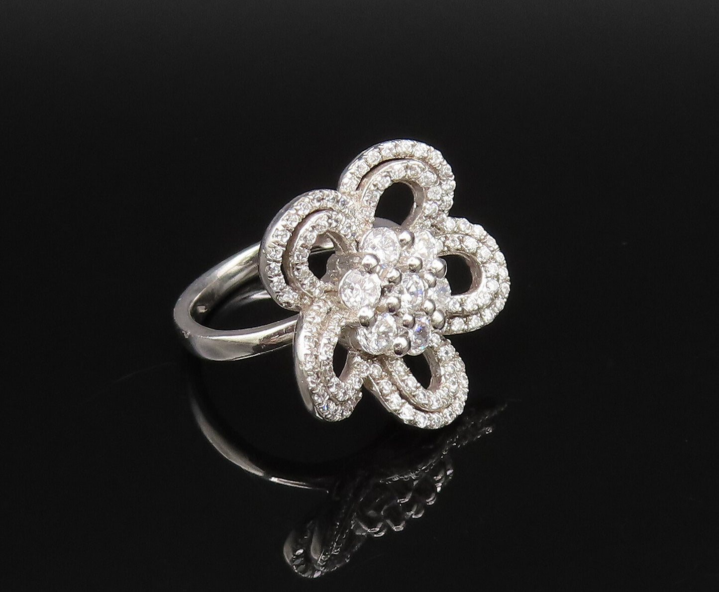 925 Sterling Silver  Vintage Openwork Cubic Zirconia Flower Ring Sz 6  RG25748