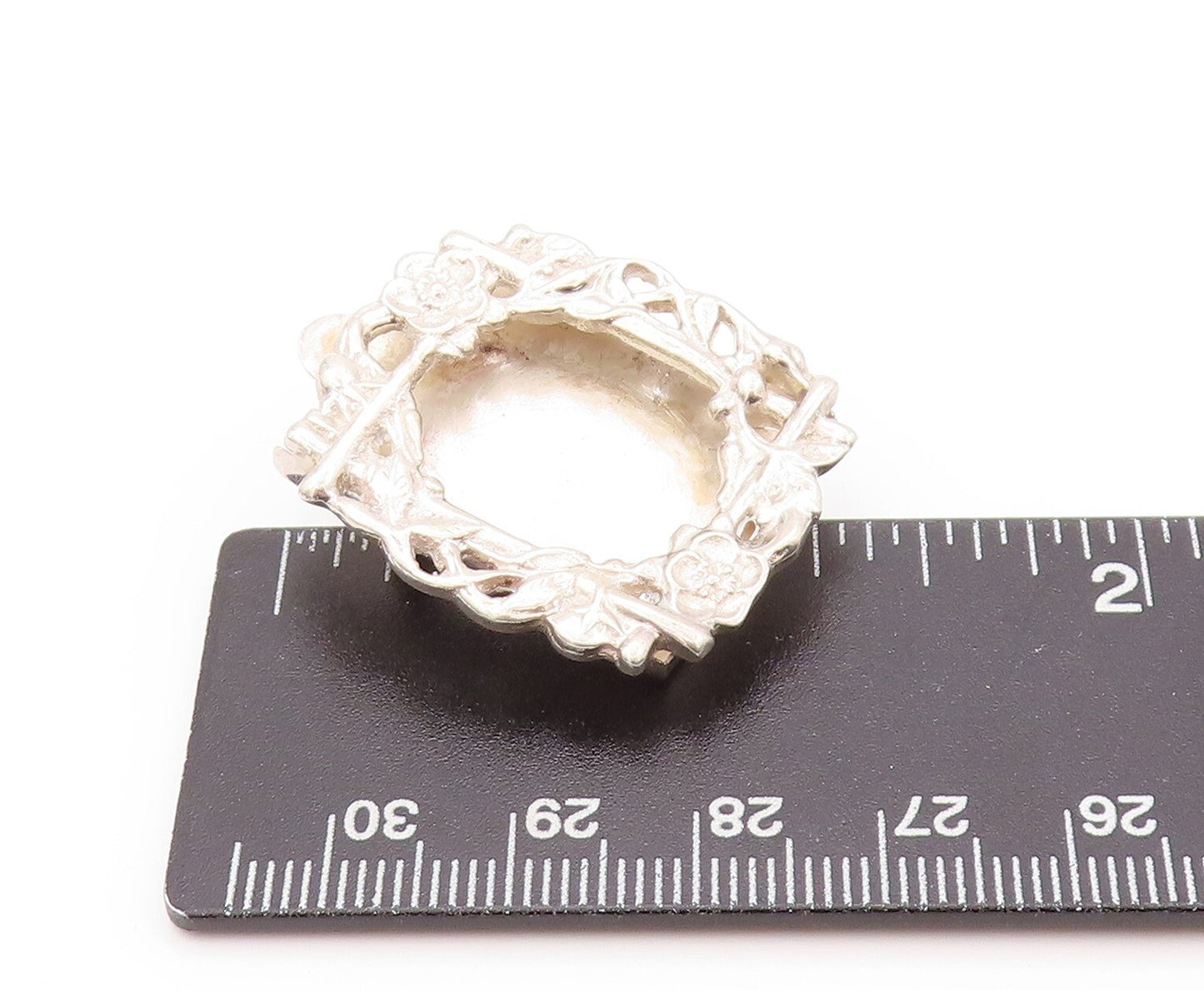 925 Sterling Silver Vintage Brooch Designer Floral Carved Photo Frame  BP11518