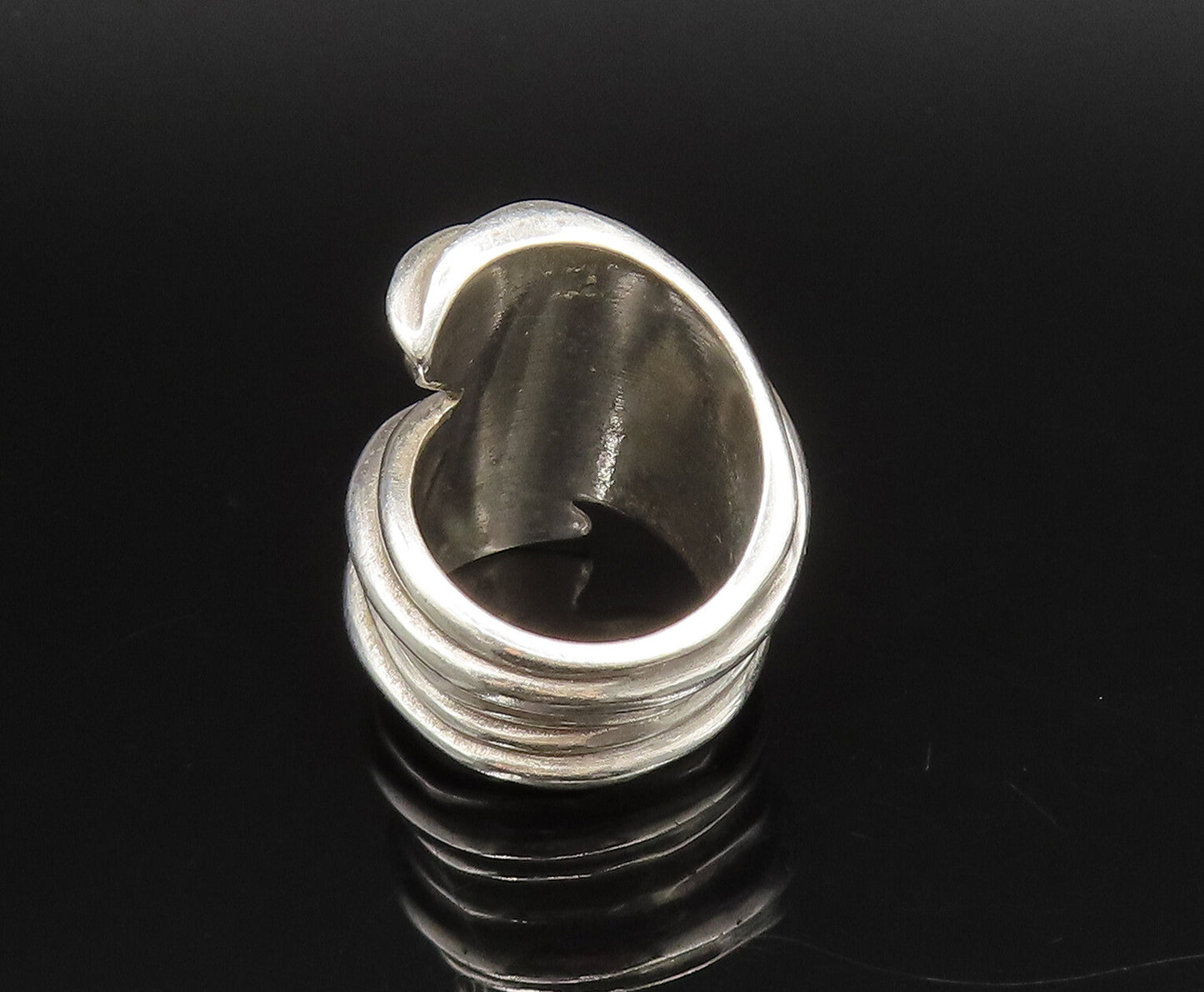 UNODE50 925 Silver  Vintage Wide Ribbed Spiral Bypass Ring Sz 7  RG26061