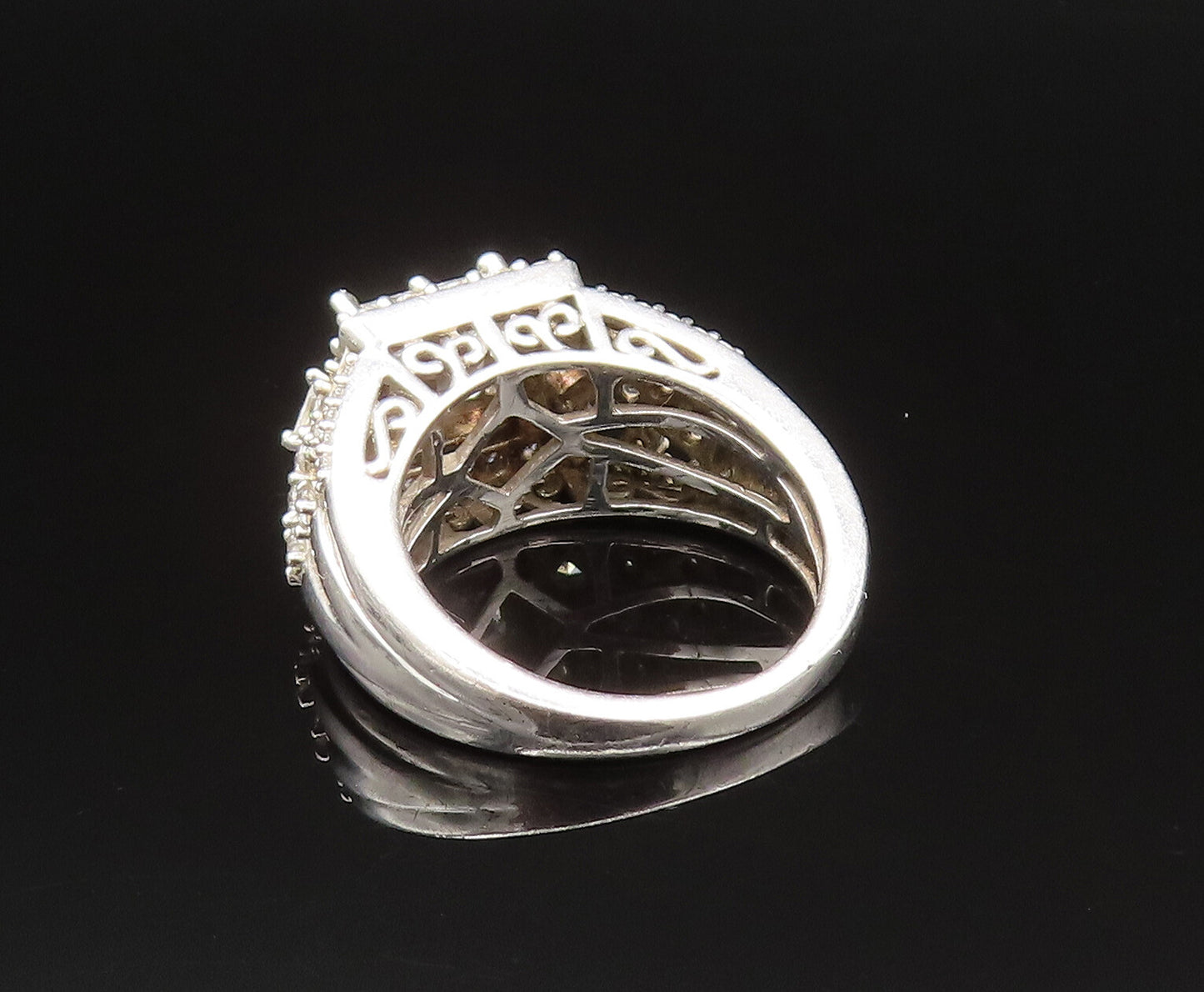 925 Silver  Vintage Multi Square & Round Cubic Zirconia Ring Sz 8.5  RG25665