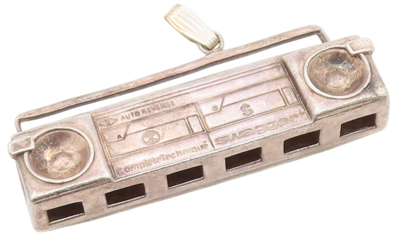 925 Sterling Silver Vintage Pendant Old Radio Stereo System Cassette   PT25712