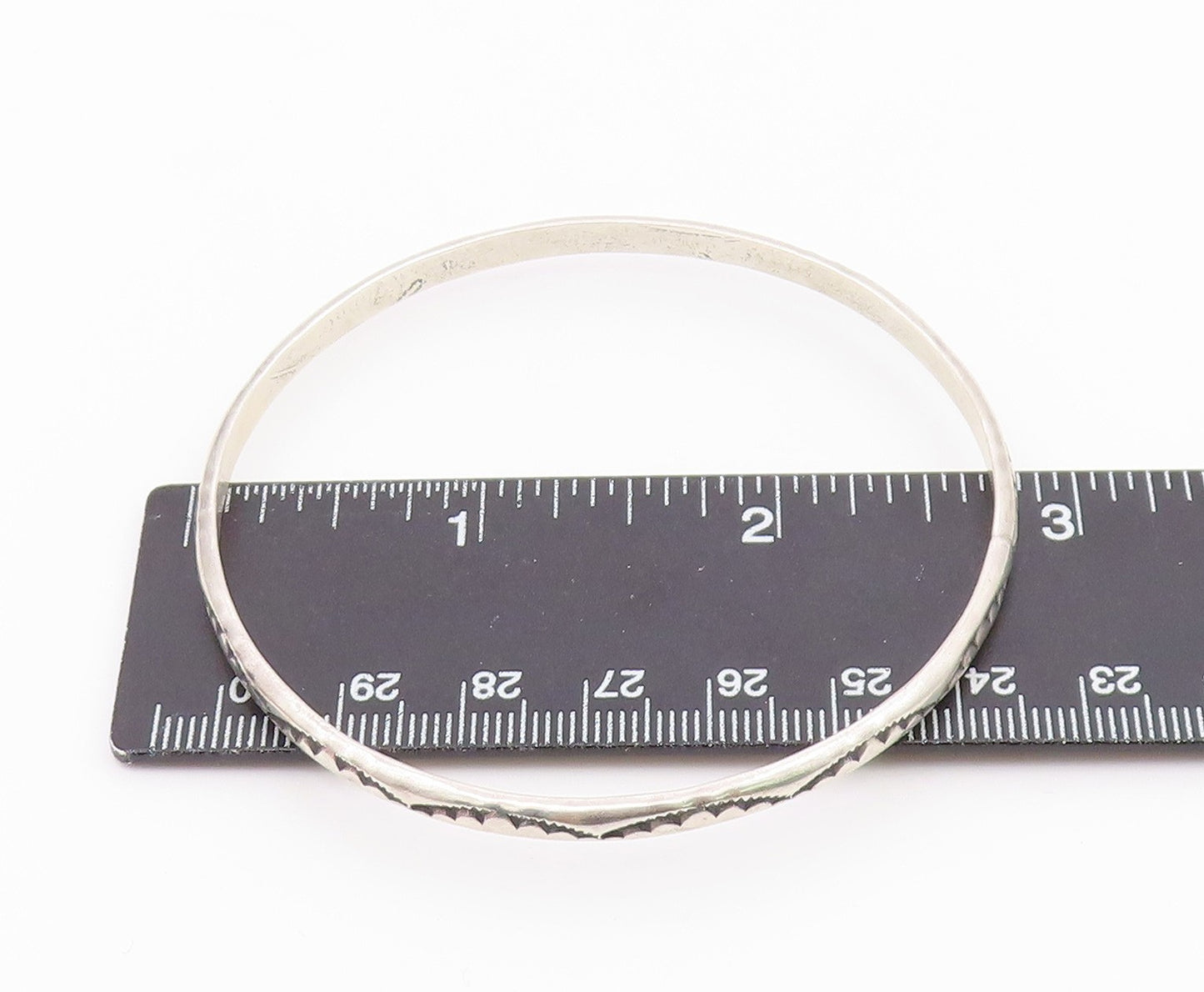 NAVAJO 925 Sterling Silver Vintage Etched Pattern Shiny Bangle Bracelet BT8214