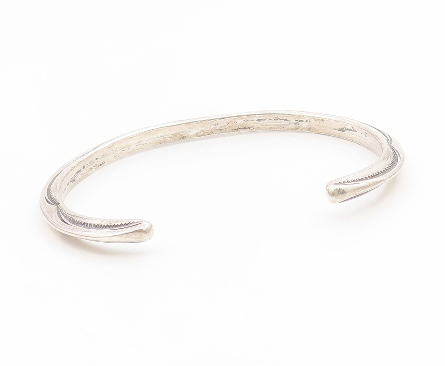 925 Sterling Silver Vintage Bracelet NAVAJO Minimalist Etched Wave Cuff  BT11901