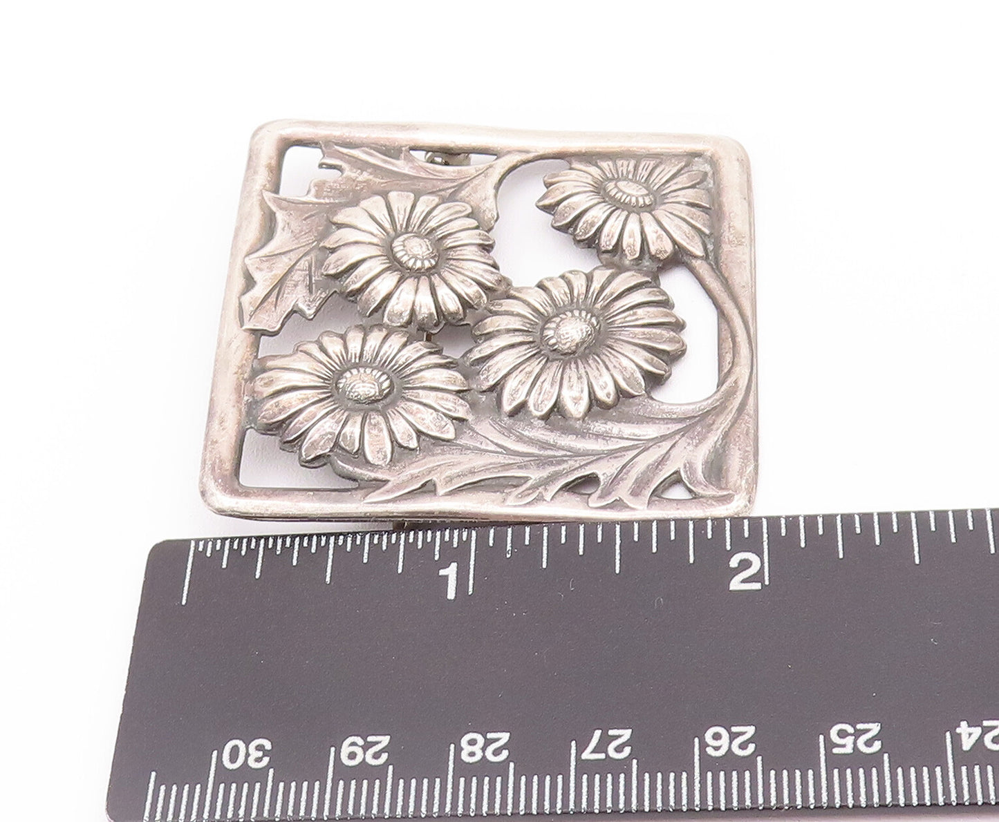 925 Sterling Silver Vintage Brooch Pin Solid Cutout Carved Flowers Frame BP10769